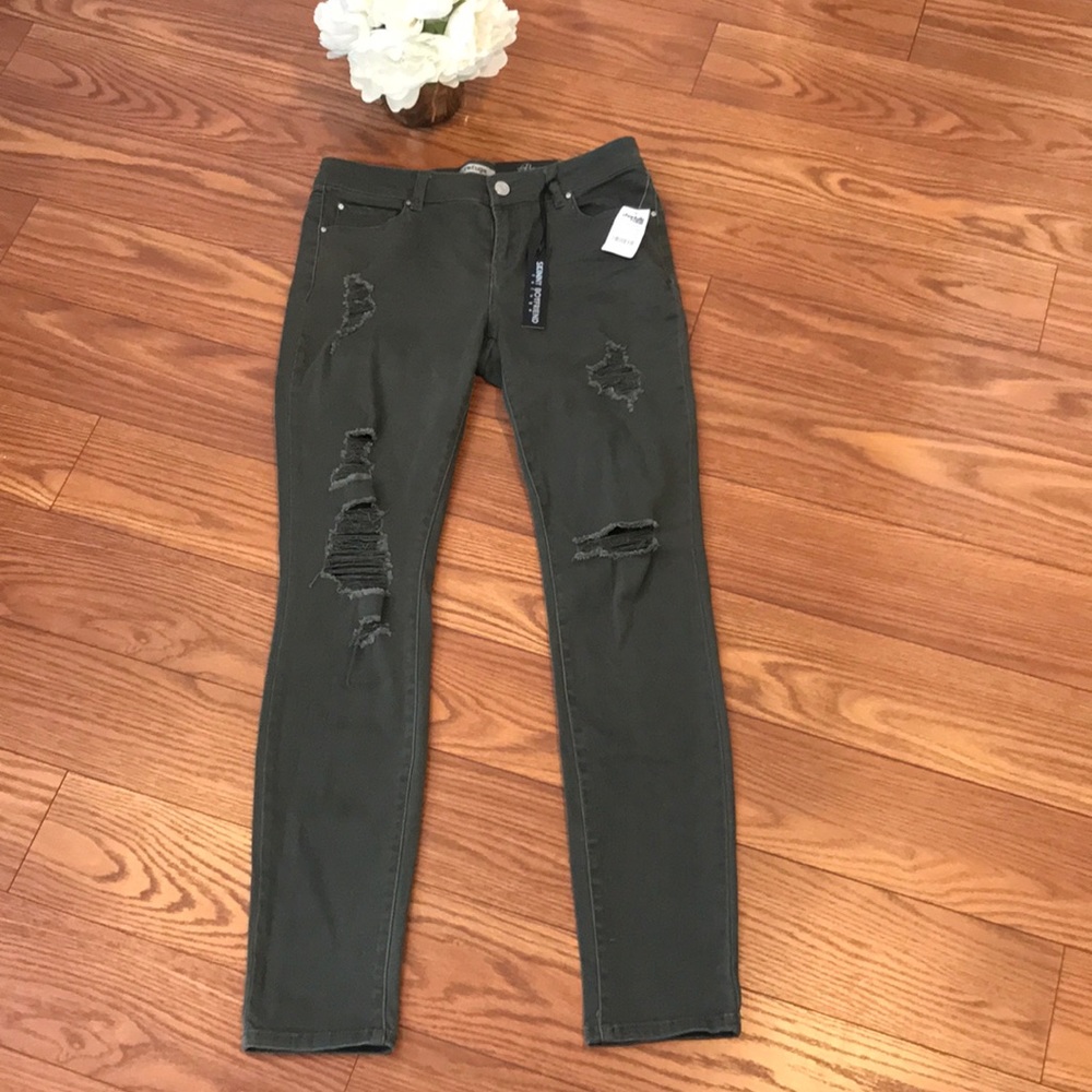 Green ripped pants